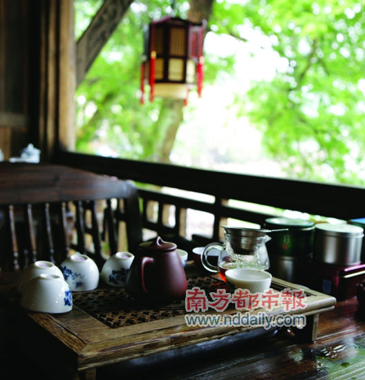 山中清涼，正適合避暑